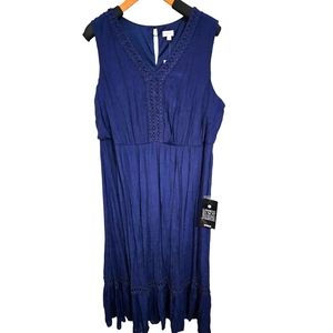 Avenue V neck sleeveless maxi dress size 20